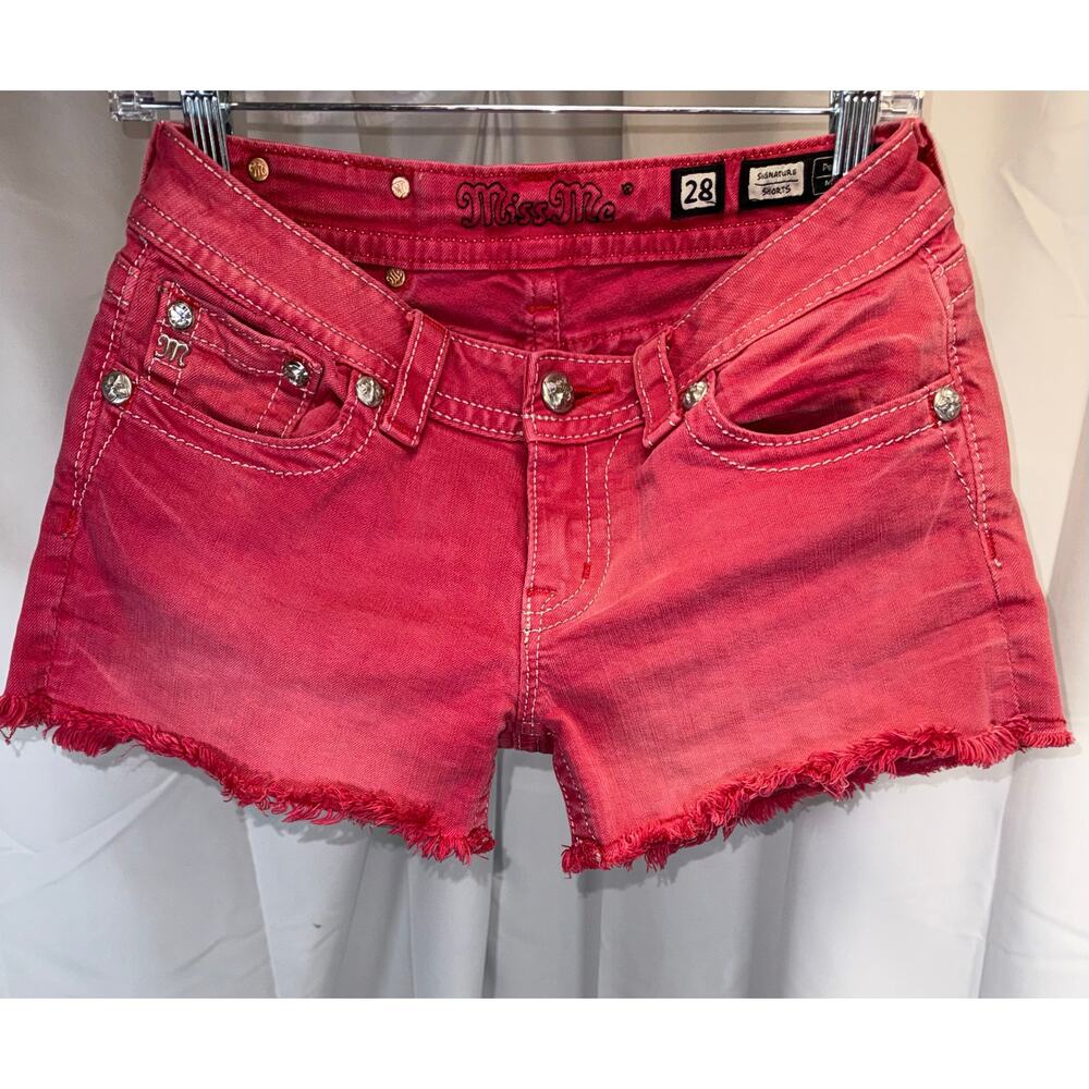 Miss Me Frayed Red Junior Shorts Size 28